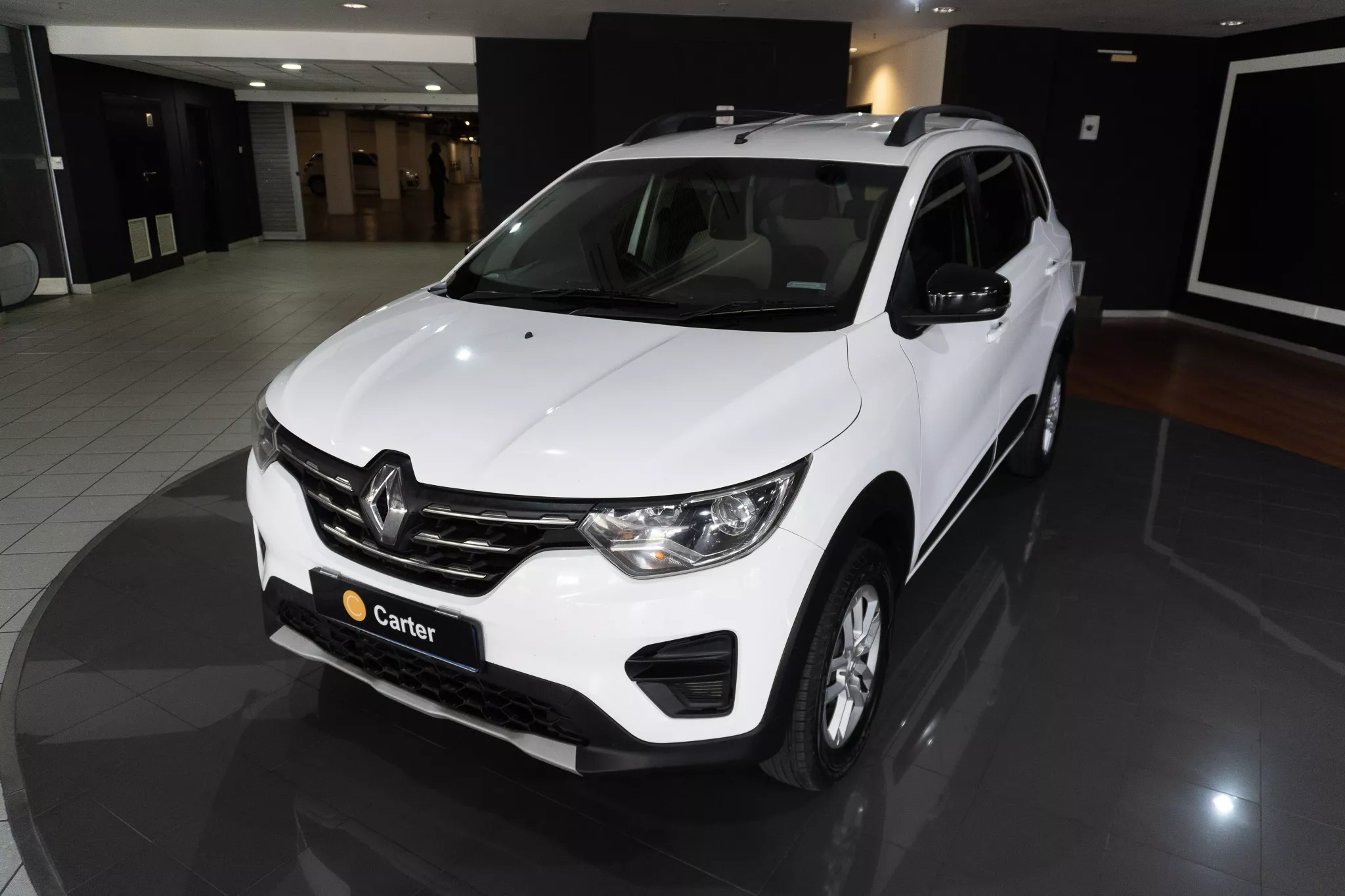 Vehicle Image for 3/3for Renault Triber 1.0 Zen (manual | petrol)